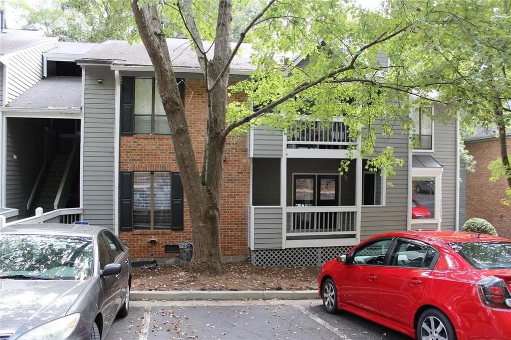 2 bedroom, 2 bathroom, 1,000 sq ft condominium for rent at 204 Warm Springs Circle, Roswell, GA 30075 for $1,870 a month — photo 8