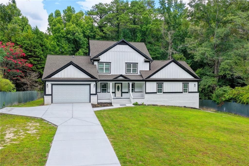 7 bedroom, 4 bathroom, 4,918 sq ft single family residence for sale at 3326 Hidden Forest Drive, Snellville, GA 30078 — photo 3