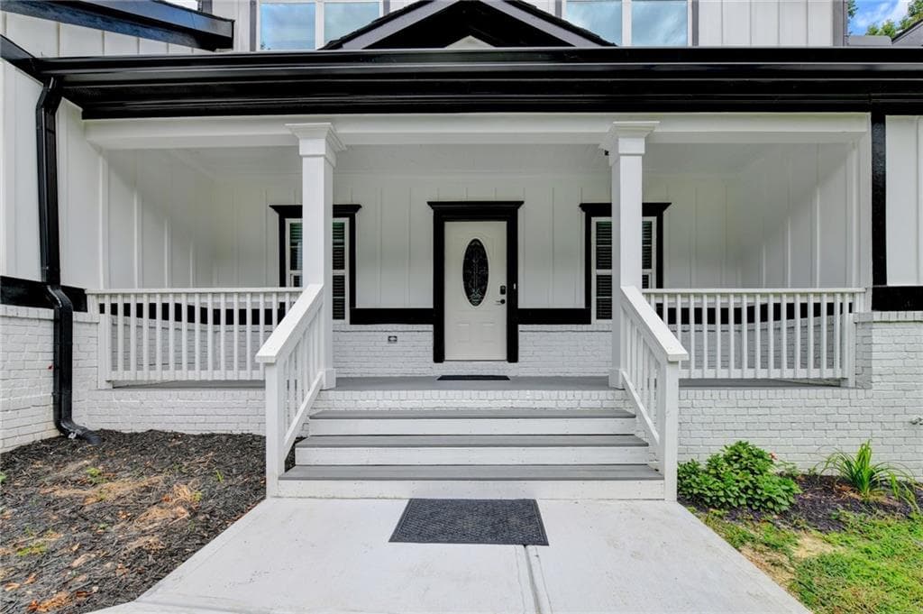 7 bedroom, 4 bathroom, 4,918 sq ft single family residence for sale at 3326 Hidden Forest Drive, Snellville, GA 30078 — photo 10