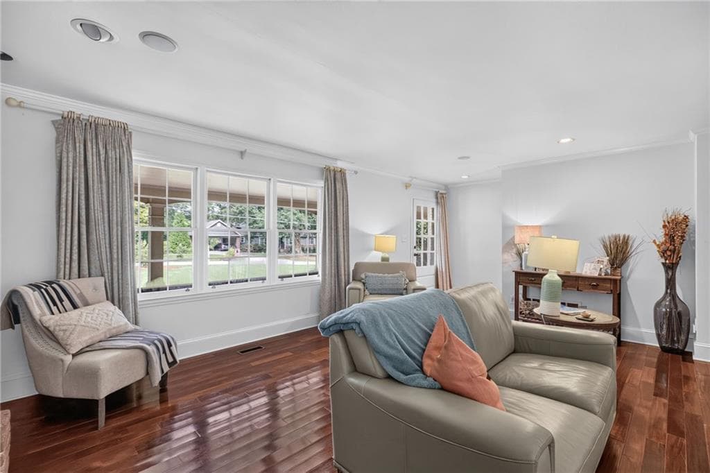 5 bedroom, 3 bathroom, 3,644 sq ft single family residence for sale at 8928 Orchard Drive, Douglasville, GA 30134 — photo 4
