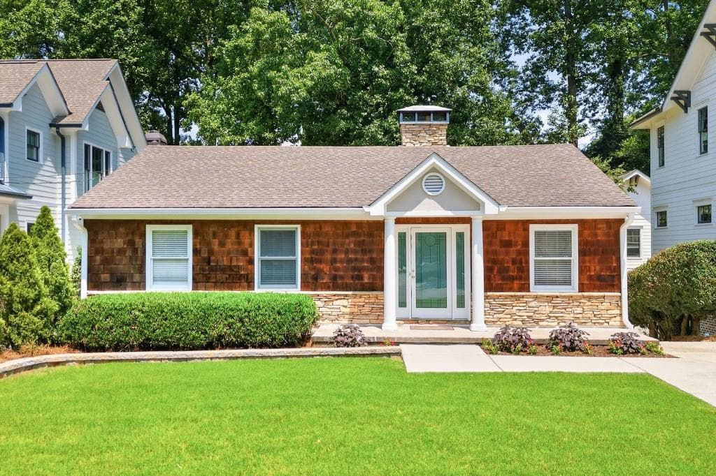 2 bedroom, 2 bathroom, 1,236 sq ft single family residence sold at 1455 Wessyngton Road, Atlanta, GA 30306