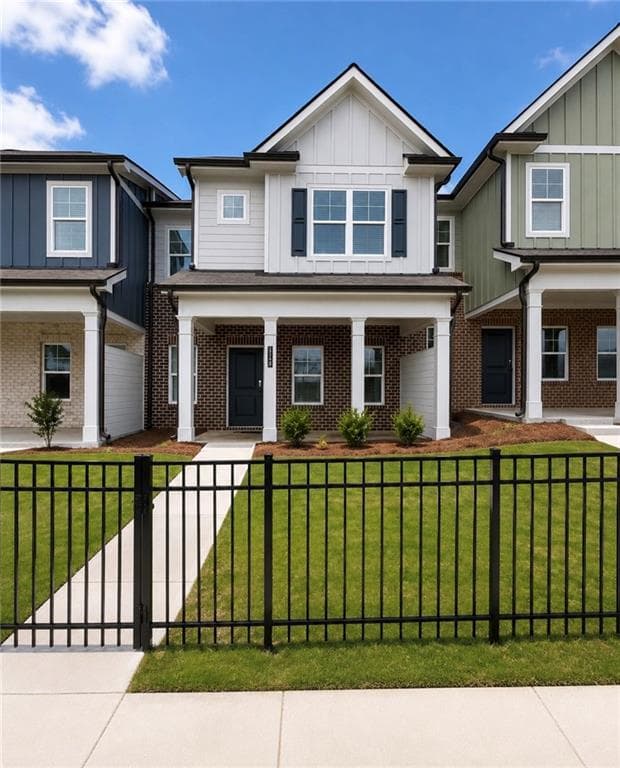 3 bedroom, 3 bathroom, 2,002 sq ft townhouse for sale at 3269 Lake Carlton Road, Loganville, GA 30052