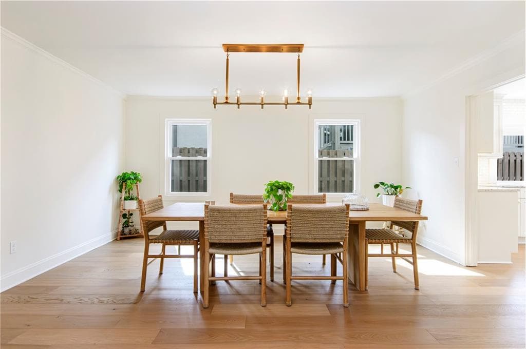 4 bedroom, 4 bathroom, 4,802 sq ft single family residence for sale at 10120 Kinross Road, Roswell, GA 30076 — photo 4