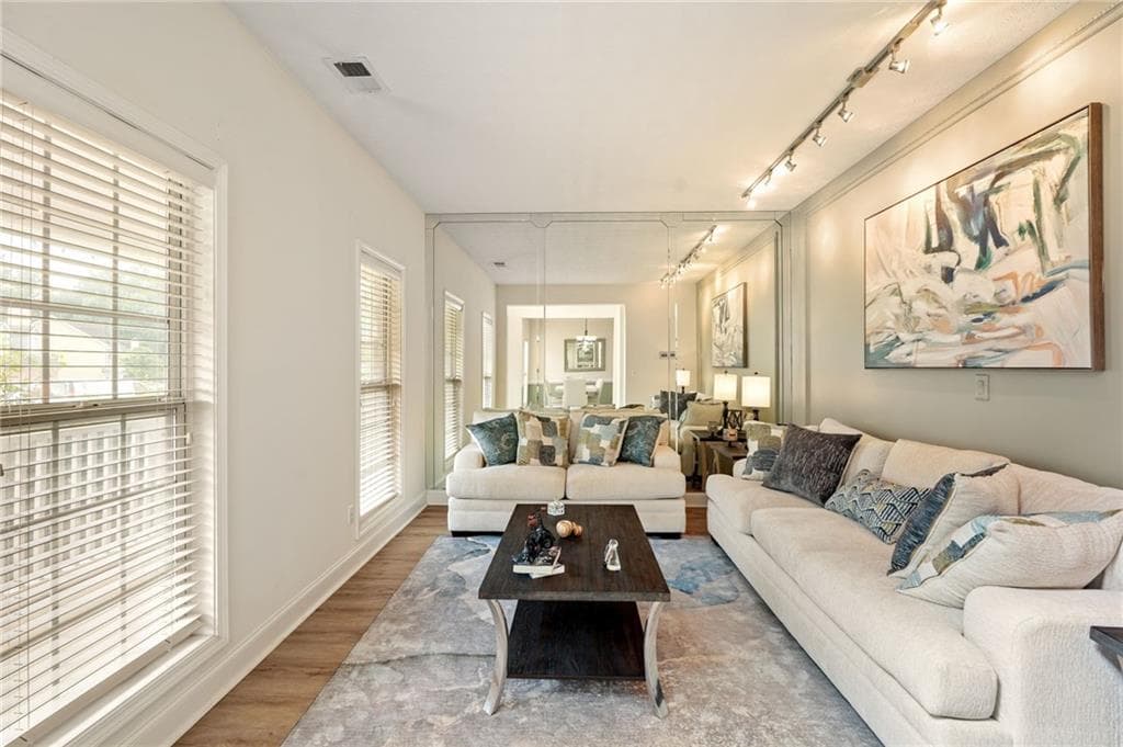 4 bedroom, 3 bathroom, 2,778 sq ft single family residence for sale at 2116 Caneridge Drive, Marietta, GA 30064 — photo 5