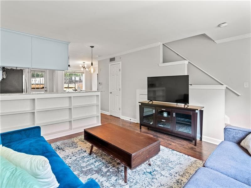 2 bedroom, 2 bathroom, 950 sq ft townhouse for rent at 2232 Dunseath Avenue 404, Atlanta, GA 30318 for $1,800 a month — photo 5