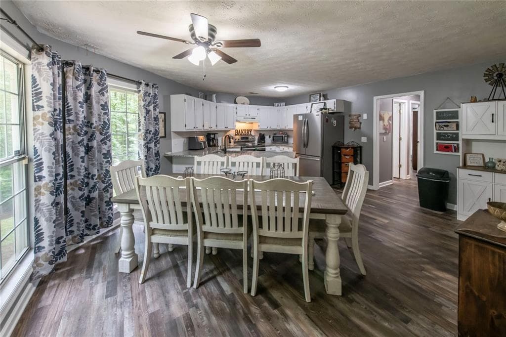 3 bedroom, 2 bathroom, 1,420 sq ft single family residence under contract at 4108 Churchill Court, Winston, GA 30187 — photo 7