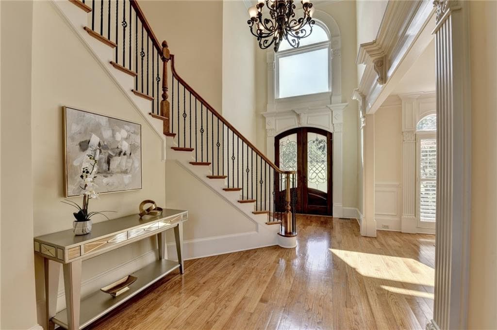 6 bedroom, 6 bathroom, 5,972 sq ft single family residence for sale at 9030 Moor Park Run, Duluth, GA 30097 — photo 7