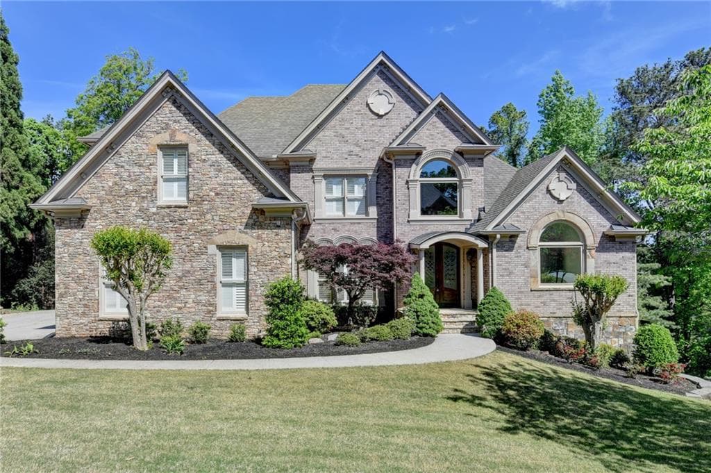 6 bedroom, 6 bathroom, 5,972 sq ft single family residence for sale at 9030 Moor Park Run, Duluth, GA 30097