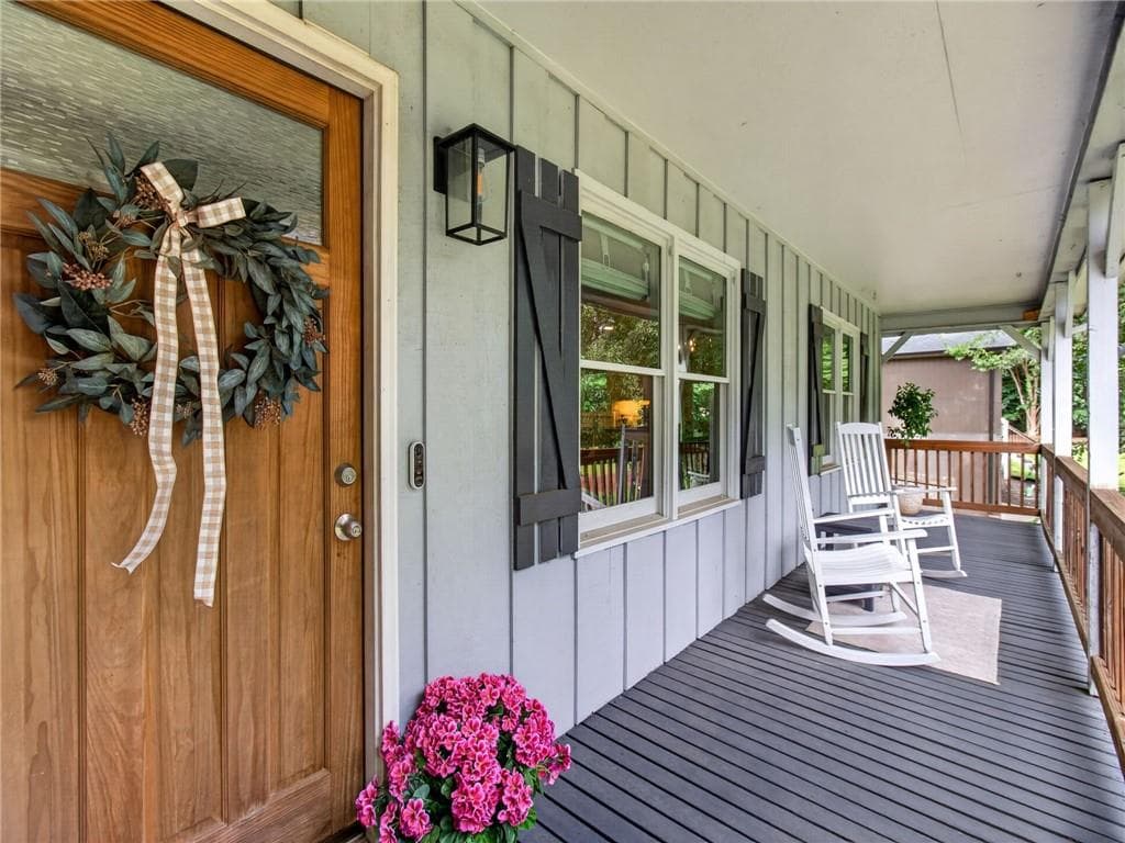 3 bedroom, 2 bathroom, 2,880 sq ft single family residence for sale at 2036 Kellogg Creek Road, Acworth, GA 30102 — photo 4