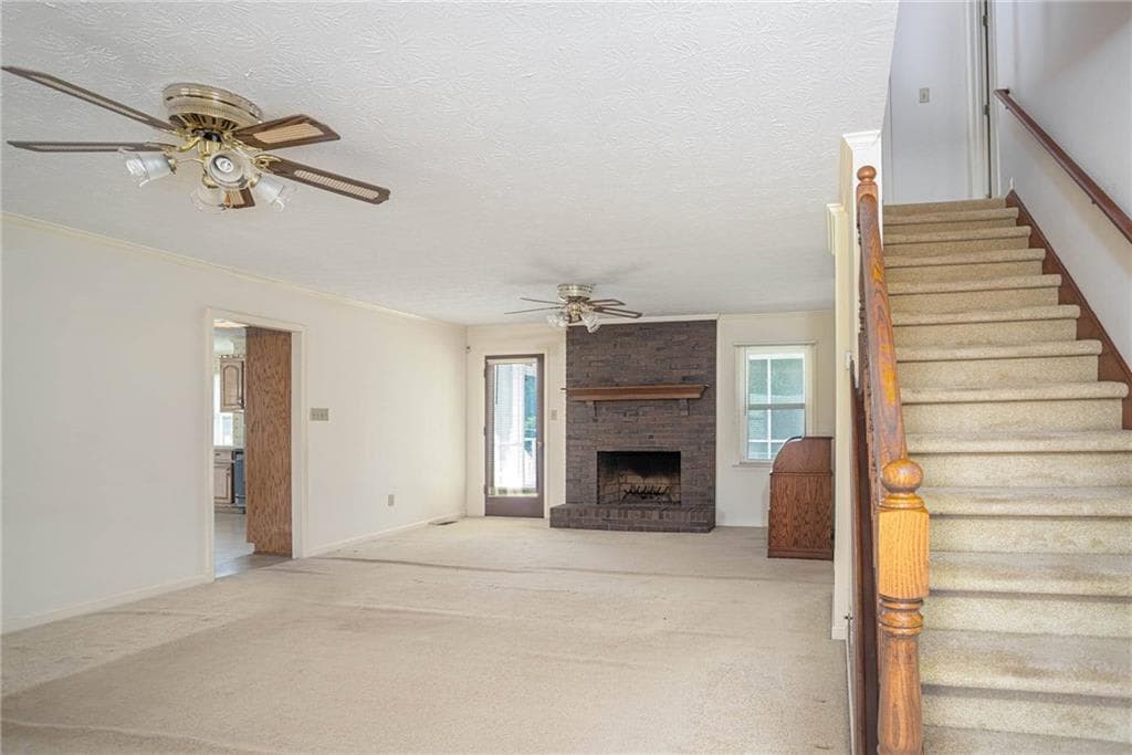 4 bedroom, 3 bathroom, 1,984 sq ft single family residence for sale at 195 Skyview Drive, Social Circle, GA 30025 — photo 8