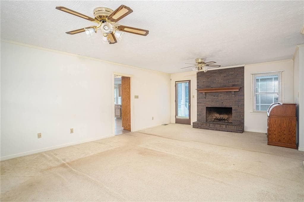 4 bedroom, 3 bathroom, 1,984 sq ft single family residence for sale at 195 Skyview Drive, Social Circle, GA 30025 — photo 9