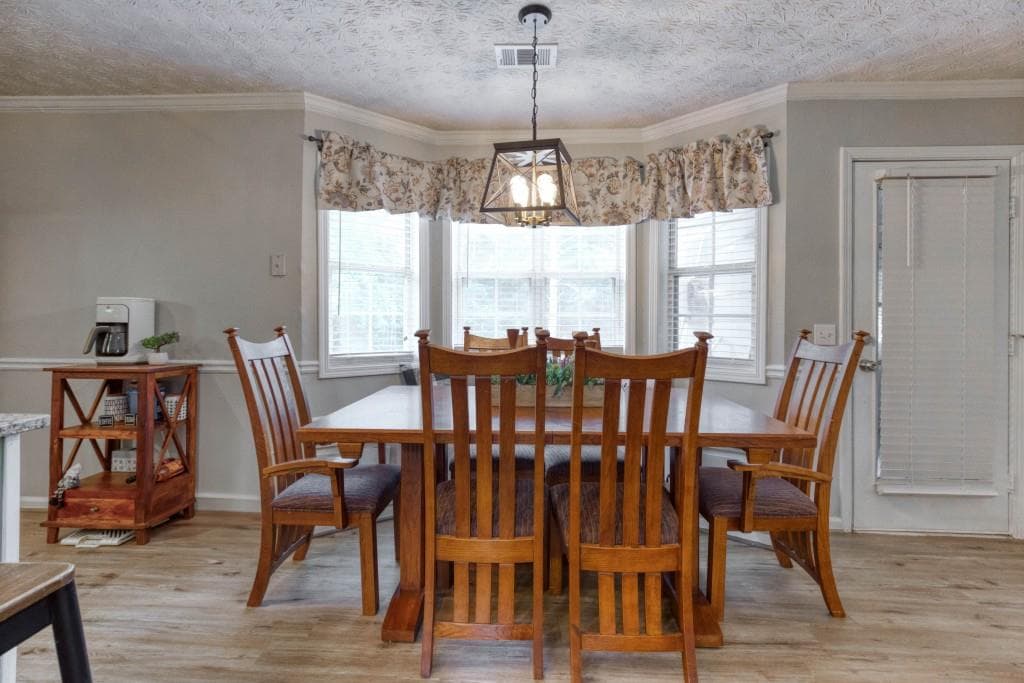5 bedroom, 3 bathroom, 2,388 sq ft single family residence for sale at 1500 Double Springs Church Road, Monroe, GA 30656 — photo 5