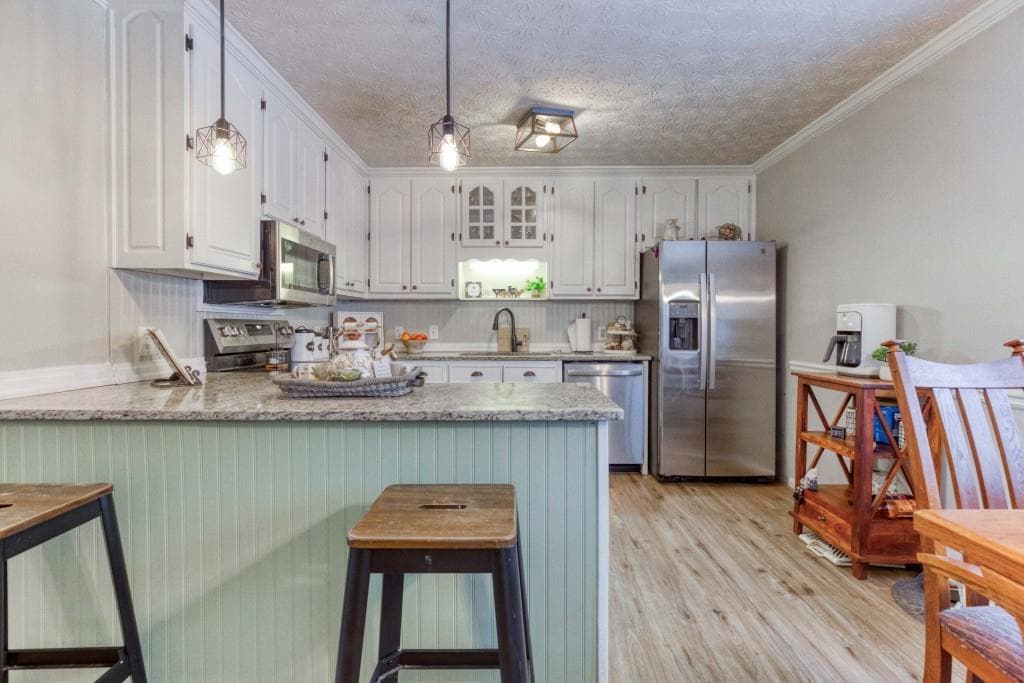 5 bedroom, 3 bathroom, 2,388 sq ft single family residence for sale at 1500 Double Springs Church Road, Monroe, GA 30656 — photo 8