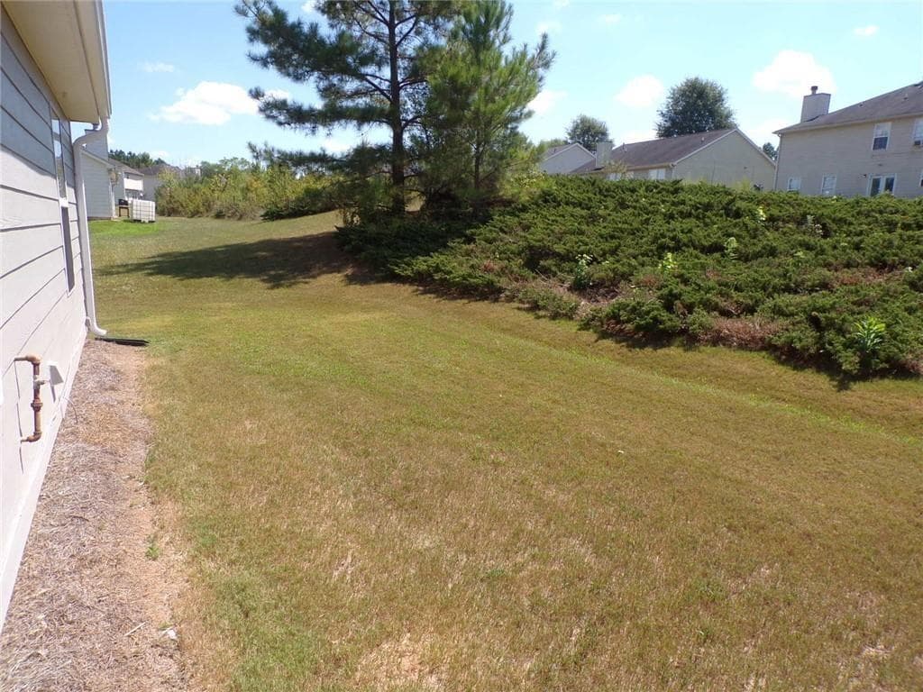 4 bedroom, 2 bathroom, 1,728 sq ft single family residence for rent at 7540 Old Chapel, College Park, GA 30349 for $2,200 a month — photo 6