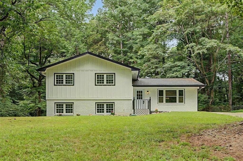 5 bedroom, 3 bathroom, 2,008 sq ft single family residence sold at 4914 Howard Drive, Powder Springs, GA 30127