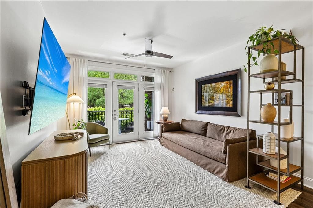 1 bedroom, 1 bathroom, 732 sq ft condominium for sale at 840 United Avenue 106, Atlanta, GA 30312 — photo 6