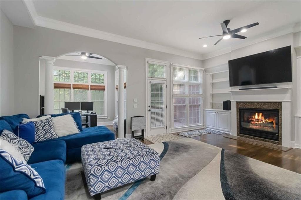 3 bedroom, 4 bathroom, 3,069 sq ft townhouse for sale at 4280 Kingston Gate Cove, Atlanta, GA 30341 — photo 3