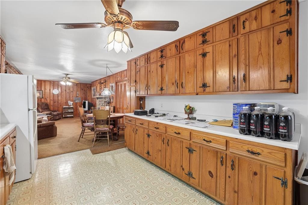 3 bedroom, 3 bathroom, 1,779 sq ft single family residence for sale at 294 Elden Drive, Sandy Springs, GA 30342 — photo 8