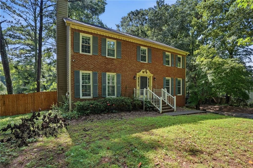 4 bedroom, 3 bathroom, 2,352 sq ft single family residence for sale at 1985 Wrights Way, Jonesboro, GA 30236 — photo 3