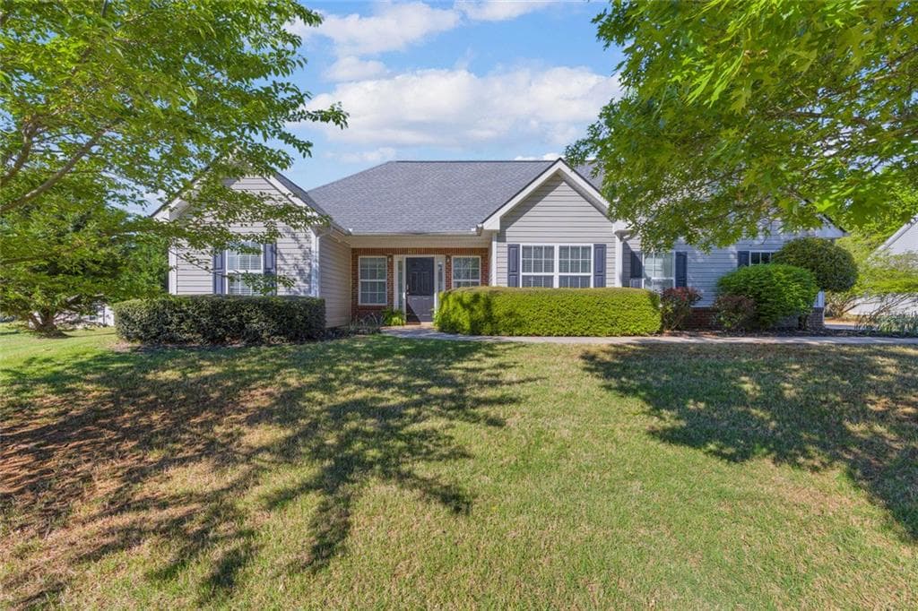 3 bedroom, 2 bathroom, 1,429 sq ft single family residence for sale at 678 Bailey Drive, Jefferson, GA 30549 — photo 6