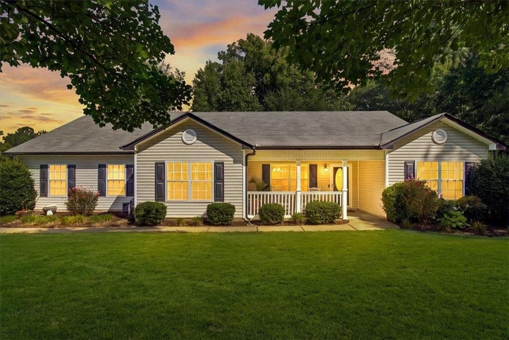 3 bedroom, 2 bathroom, 2,421 sq ft single family residence for sale at 2214 Walkers Mill Road, Griffin, GA 30224