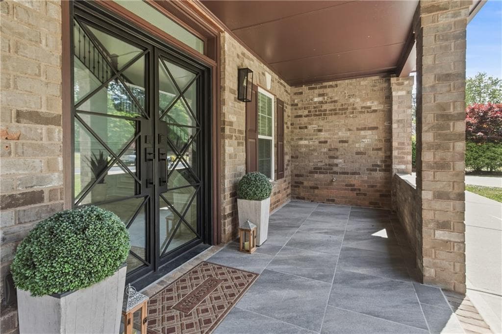 4 bedroom, 4 bathroom, 4,122 sq ft single family residence under contract at 1290 Cameron Creek, Marietta, GA 30062 — photo 4