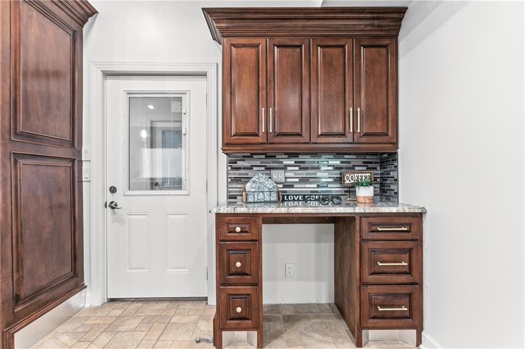 4 bedroom, 4 bathroom, 4,122 sq ft single family residence under contract at 1290 Cameron Creek, Marietta, GA 30062 — photo 10