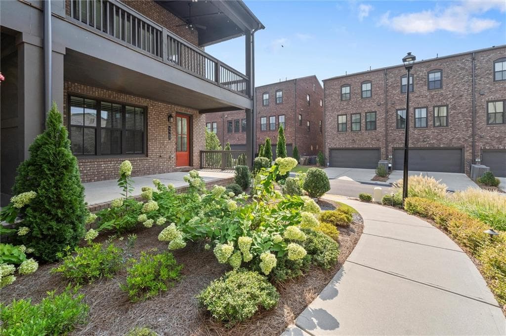 4 bedroom, 4 bathroom, 2,834 sq ft townhouse for sale at 6460 Cortland Walk, Alpharetta, GA 30005 — photo 5
