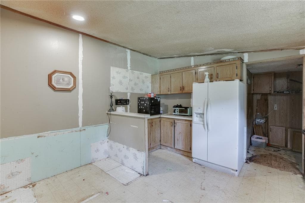 4 bedroom, 2 bathroom, 1,736 sq ft single family residence for sale at 4005 C Rogers Road, Gainesville, GA 30506 — photo 10