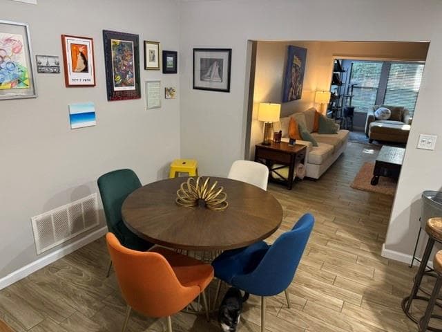2 bedroom, 2 bathroom, 1,355 sq ft condominium for sale at 1702 Parkaire Crossing 1700, Marietta, GA 30068 — photo 9