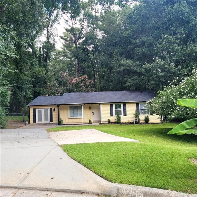 3 bedroom, 2 bathroom, 1,562 sq ft single family residence for sale at 3286 Tasman Court, Lithonia, GA 30038