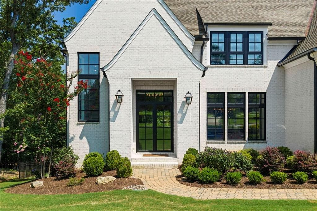 6 bedroom, 9 bathroom, 9,417 sq ft single family residence for sale at 761 Woodvale Point, Suwanee, GA 30024 — photo 10