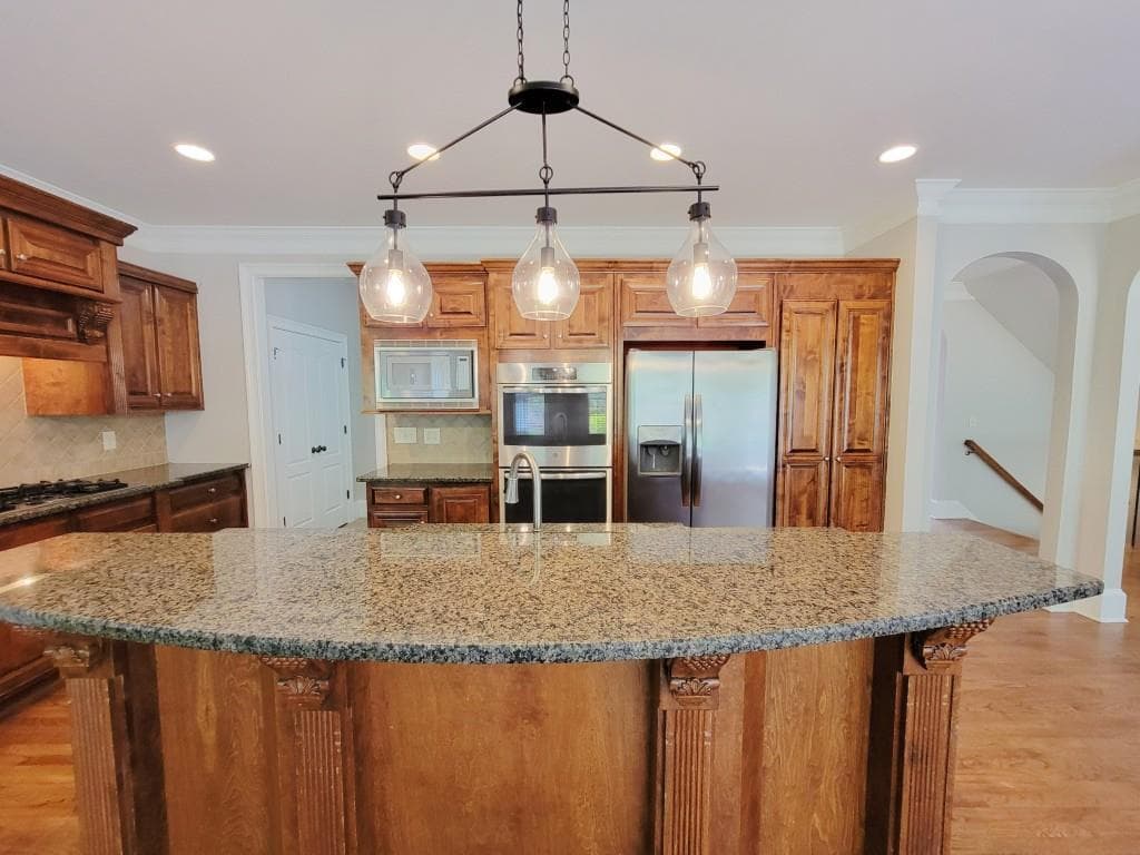 5 bedroom, 3 bathroom, 4,266 sq ft single family residence for sale at 5840 Cool Springs Drive, Cumming, GA 30040 — photo 3