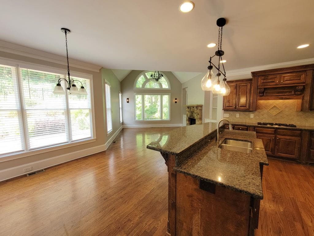 5 bedroom, 3 bathroom, 4,266 sq ft single family residence for sale at 5840 Cool Springs Drive, Cumming, GA 30040 — photo 4