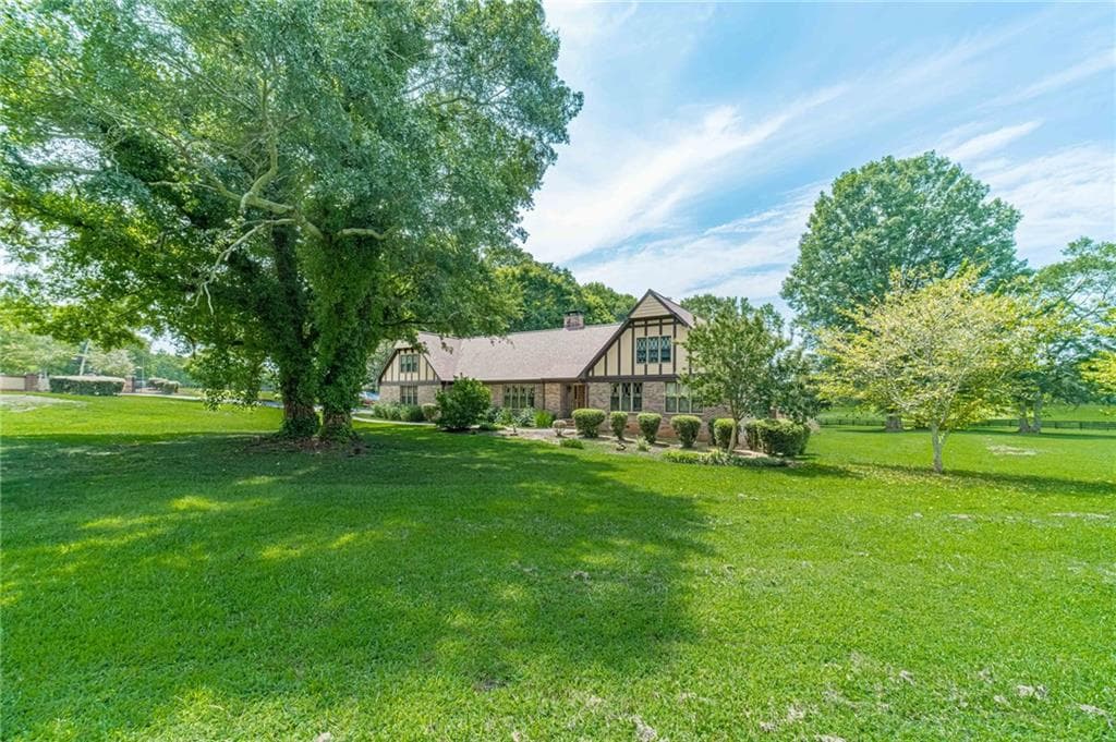 5 bedroom, 5 bathroom, 4,068 sq ft single family residence for sale at 186 Kingston Road, Colbert, GA 30628 — photo 4