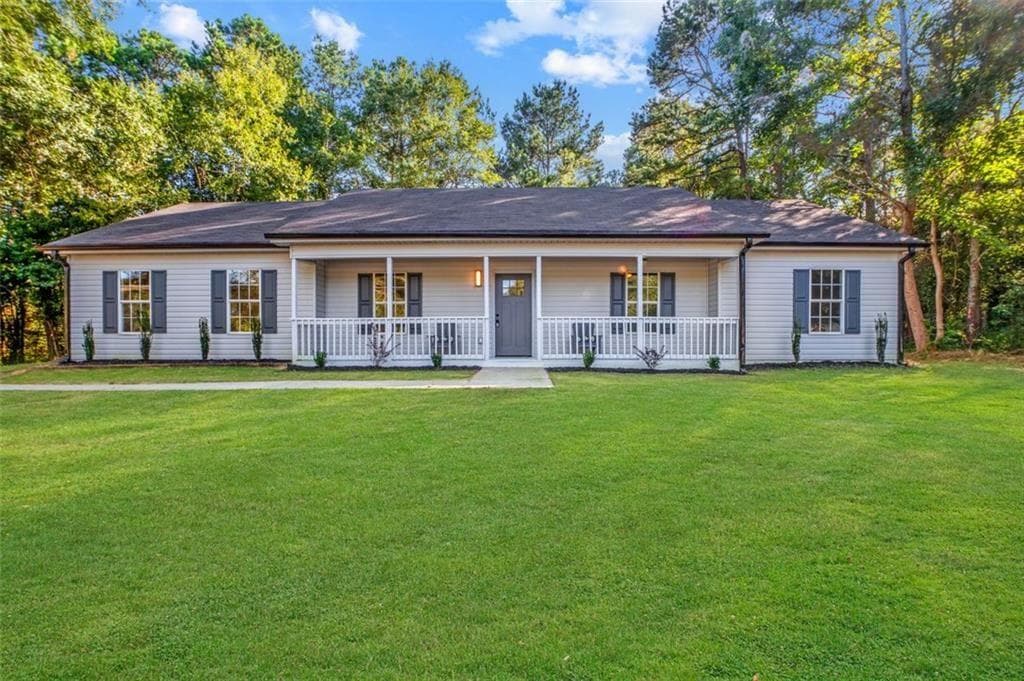 3 bedroom, 2 bathroom, 1,292 sq ft single family residence for sale at 112 Will Clark Road, Jefferson, GA 30549 — photo 1 of 35