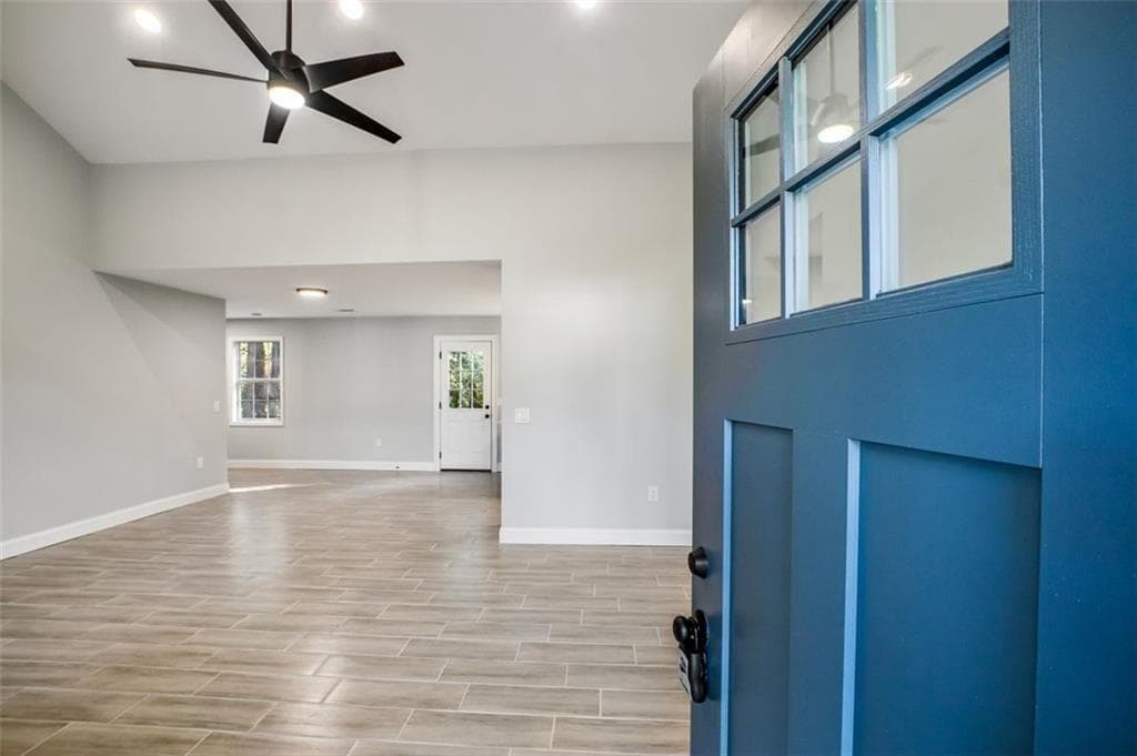 3 bedroom, 2 bathroom, 1,292 sq ft single family residence for sale at 112 Will Clark Road, Jefferson, GA 30549 — photo 4
