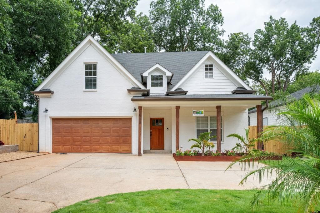 6 bedroom, 4 bathroom, 3,960 sq ft single family residence under contract at 1589 Mims Street, Atlanta, GA 30314