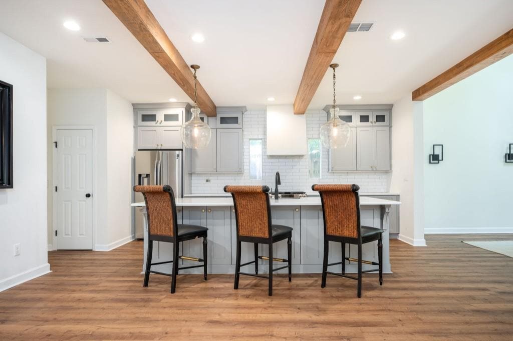 6 bedroom, 4 bathroom, 3,960 sq ft single family residence under contract at 1589 Mims Street, Atlanta, GA 30314 — photo 10