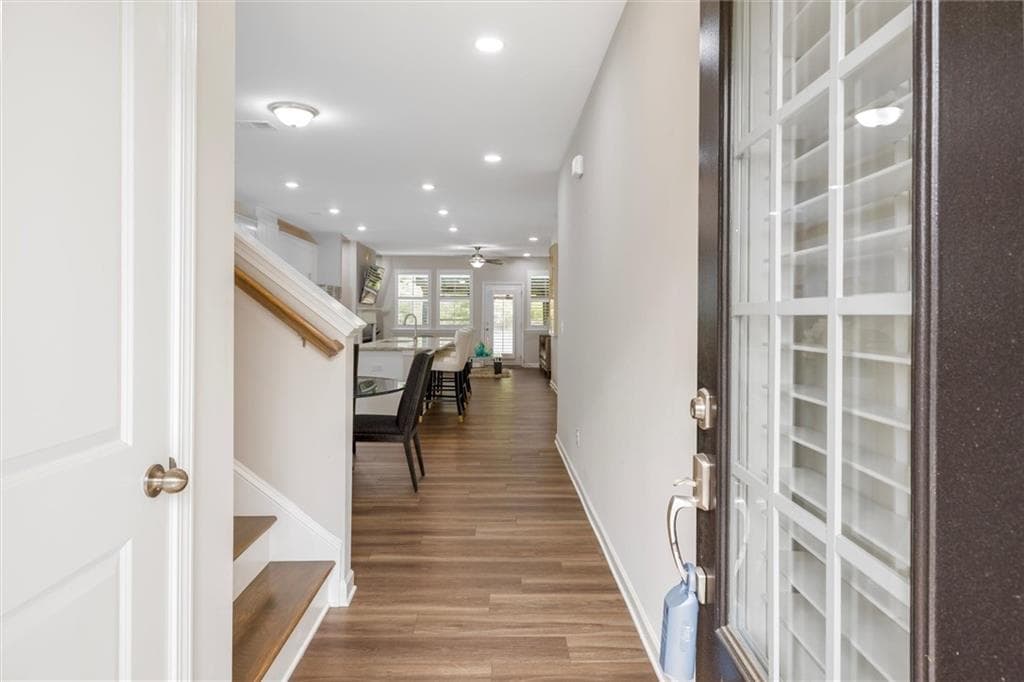 3 bedroom, 3 bathroom, 2,538 sq ft townhouse for sale at 480 Tall Pines Terrace, Johns Creek, GA 30097 — photo 5