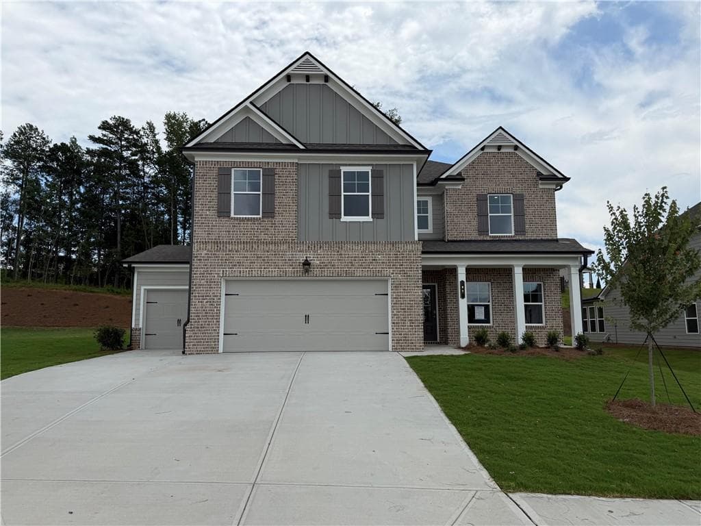 5 bedroom, 4 bathroom, 2,956 sq ft single family residence under contract at 83 Bufflehead Pass, Jefferson, GA 30549