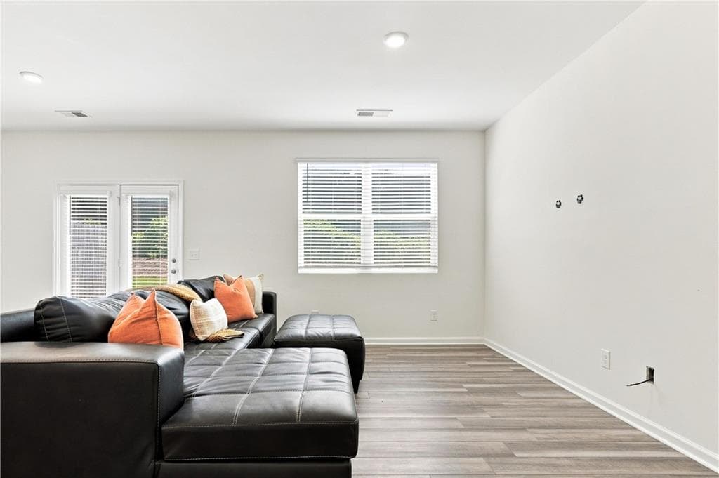 2 bedroom, 3 bathroom, 1,420 sq ft townhouse for sale at 1052 Paddington Drive, Cartersville, GA 30120 — photo 9
