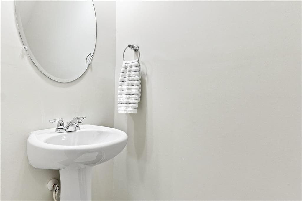 2 bedroom, 3 bathroom, 1,420 sq ft townhouse for sale at 1052 Paddington Drive, Cartersville, GA 30120 — photo 10