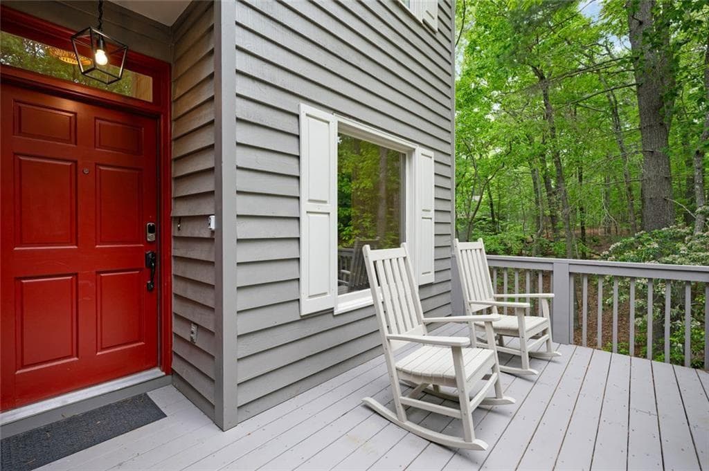 4 bedroom, 4 bathroom, 2,560 sq ft single family residence for sale at 113 Yanoo Trace, Big Canoe, GA 30143 — photo 6