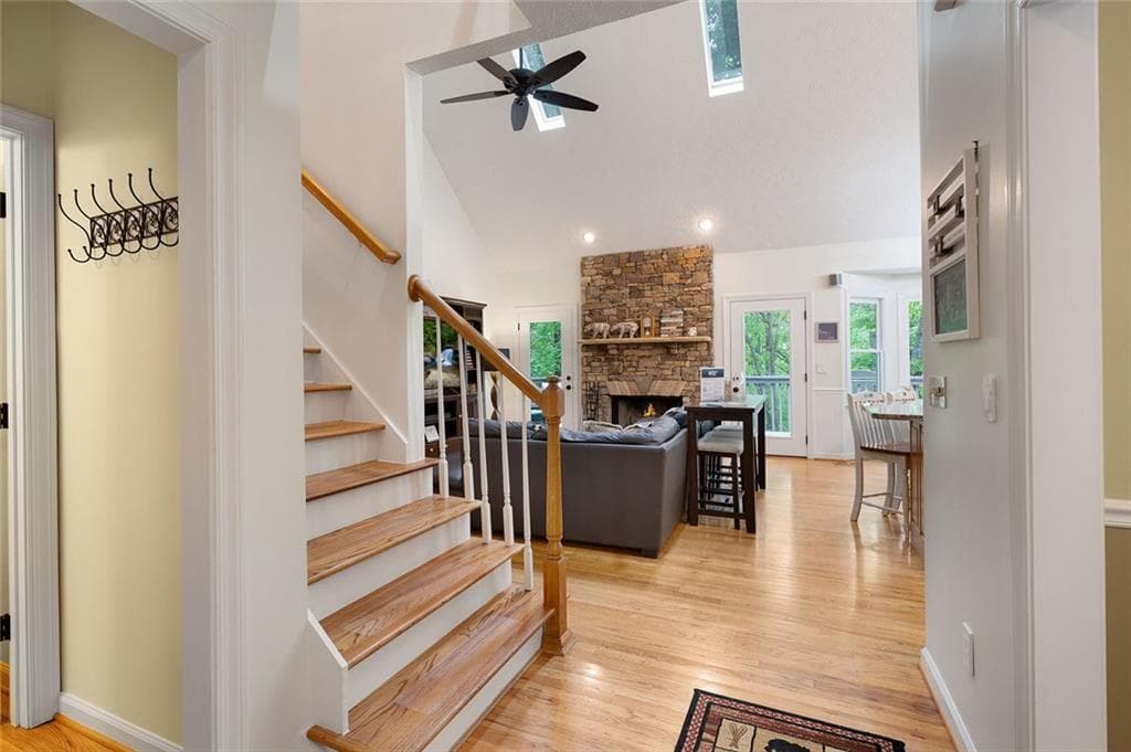 4 bedroom, 4 bathroom, 2,560 sq ft single family residence for sale at 113 Yanoo Trace, Big Canoe, GA 30143 — photo 8