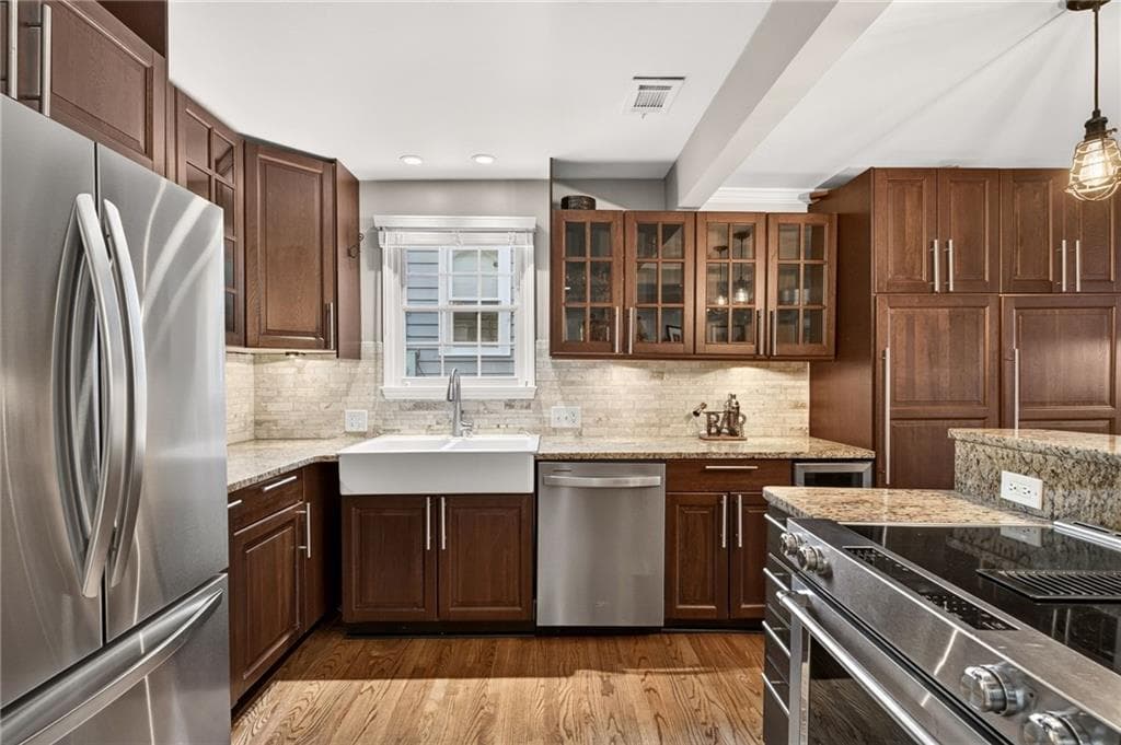 3 bedroom, 3 bathroom, 1,474 sq ft single family residence for sale at 371 Deering Road, Atlanta, GA 30309 — photo 5