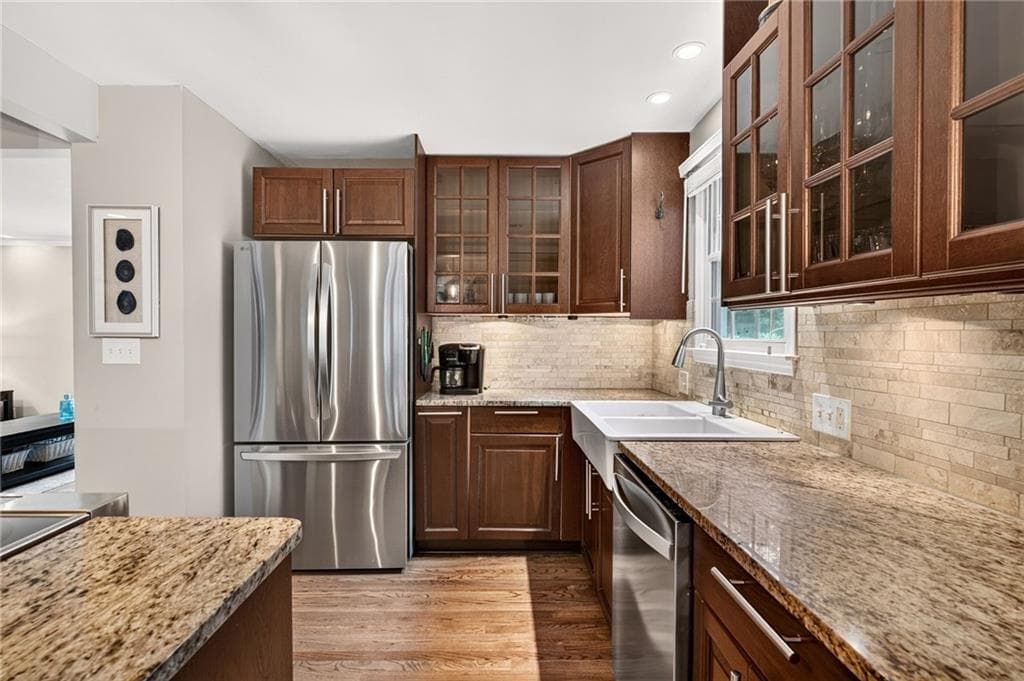 3 bedroom, 3 bathroom, 1,474 sq ft single family residence for sale at 371 Deering Road, Atlanta, GA 30309 — photo 6
