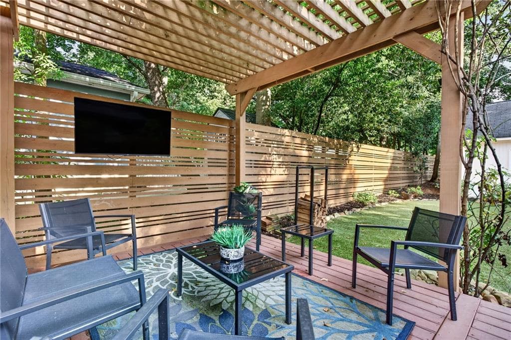 3 bedroom, 3 bathroom, 1,474 sq ft single family residence for sale at 371 Deering Road, Atlanta, GA 30309 — photo 3