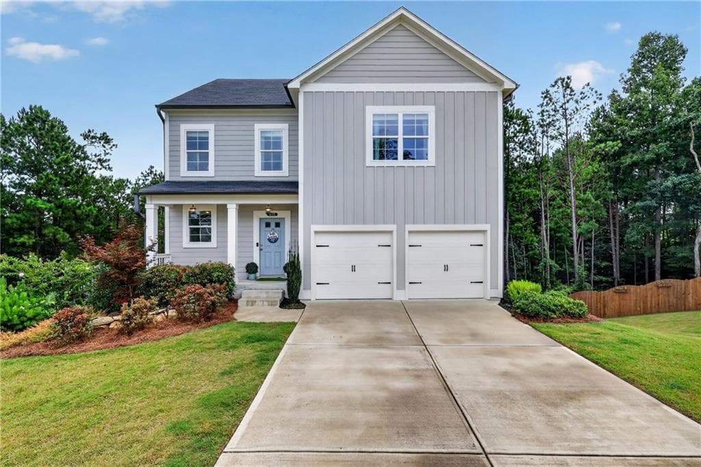 4 bedroom, 3 bathroom, 2,032 sq ft single family residence for sale at 415 Creekstone Drive, Dallas, GA 30132 — photo 1 of 30