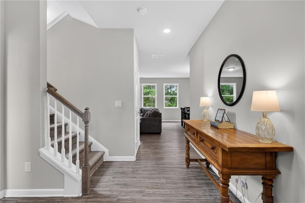 4 bedroom, 3 bathroom, 2,032 sq ft single family residence for sale at 415 Creekstone Drive, Dallas, GA 30132 — photo 3